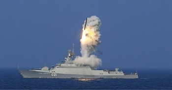 Nga tăng cường tàu hộ tống mang tên lửa hành trình Kalibr