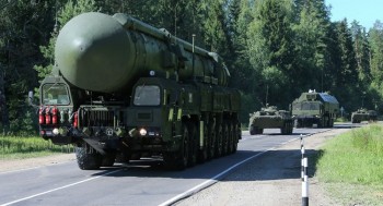Bộ ba hạt nhân Nga đồng loạt khai hỏa trong tập trận