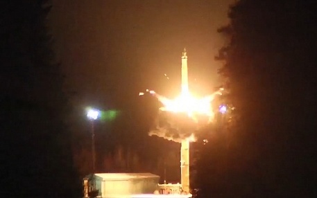 Nga phóng 4 tên lửa đạn đạo trong cuộc tập trận chiến lược
