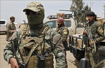 Khủng bố IS tái chiếm miền Đông Syria