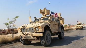 Hơn 100 xe bọc thép Mỹ tiến vào Iraq