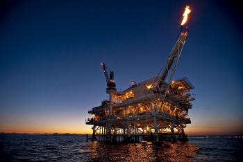 Bản tin Dầu khí 21/10: Nhà cung cấp dịch vụ mỏ dầu hàng đầu thất vọng về doanh thu