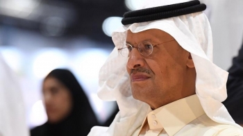 Bộ trưởng Dầu mỏ Ả Rập Xê-út: OPEC+ không nên vội tăng sản lượng