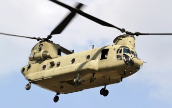 Ấn Độ triển khai siêu trực thăng vận tải tới biên giới Trung Quốc