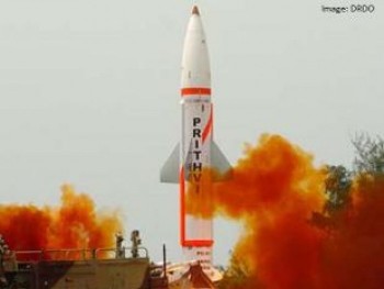 Ấn Độ vừa thử thành công tên lửa hạt nhân Prithvi II
