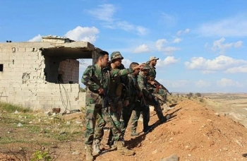 Quân tiếp viện Syria tới Hama chuẩn bị cho trận đánh lớn