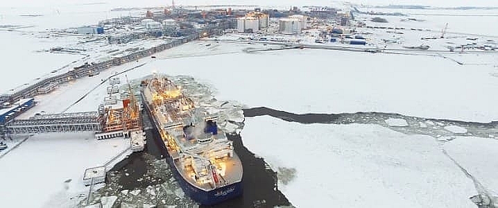 Trung Quốc nhập khẩu LNG khẩn cấp từ Nga