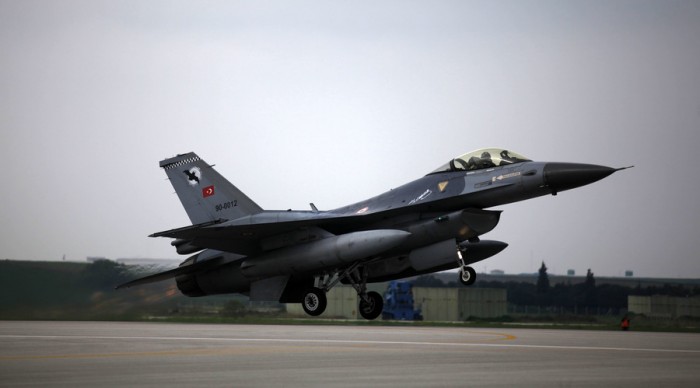 Phớt lờ Baghdad, chiến đấu cơ Thổ không kích Iraq dữ dội