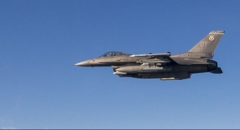Tiêm kích F-16 bắn rơi UAV trong lần đầu thử tên lửa giá rẻ