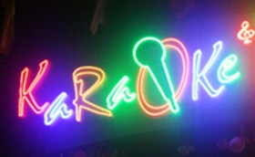 “Giáp lá cà” trong quán karaoke, 1 người thiệt mạng