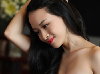 Hoa hậu Phương Nga hé lộ 'bản hợp đồng tình cảm' 16,5 tỉ đồng với đại gia
