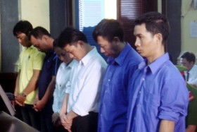 Nhân viên "tập đoàn kích dục" Tân Hoàng Phát đổ lỗi cho nhau trước phiên tòa