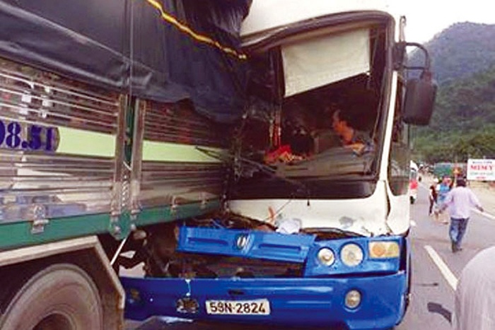 Tài xế xe tải cứu 30 người được nhận Cúp “Vô lăng vàng”