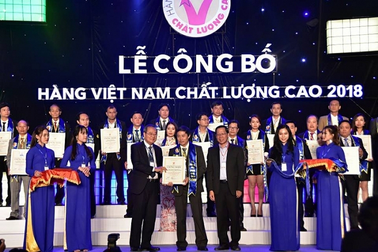 pvfcco 15 nam lien tiep duoc vinh danh hang viet nam chat luong cao