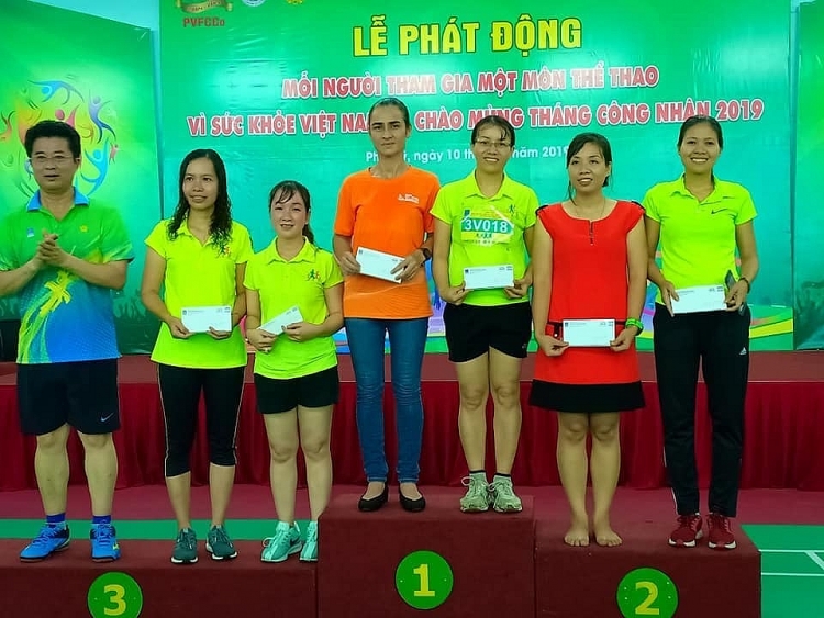 pvfcco chuyen nguoi phu nu vuot len chinh minh tro thanh vdv phong trao noi tieng