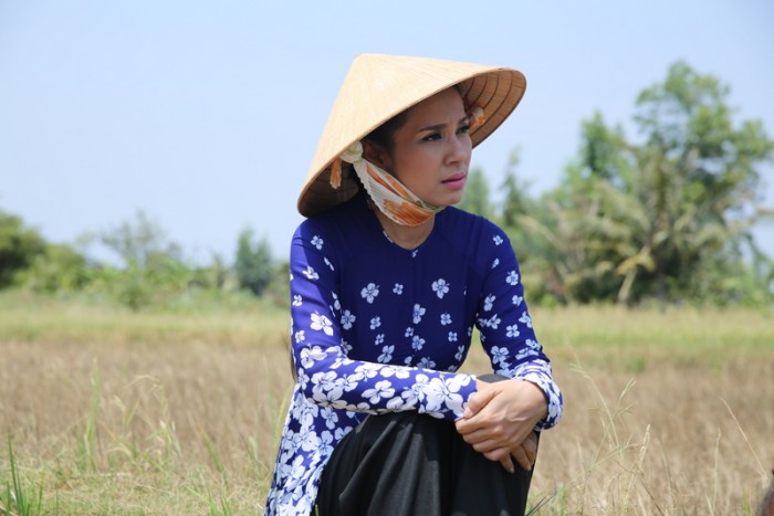 Hình ảnh đẹp hiếm thấy của 'Người đẹp Tây đô' Việt Trinh