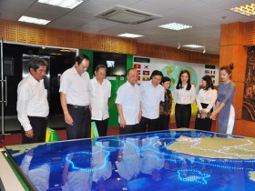 Chủ tịch Hội Nông dân Việt Nam thăm PVFCCo