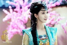Yoona: 'Nữ thần châu Á' khuynh đảo màn ảnh Hoa ngữ