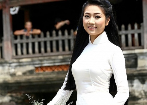 Bùi Nữ Kiều Vỹ: Chuyện về người đẹp áo dài xứ Quảng