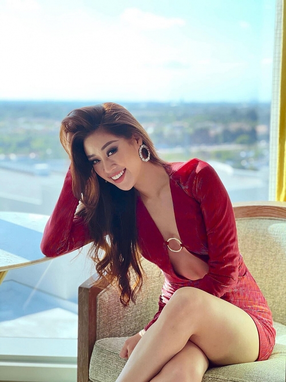 Hoa hậu Khánh Vân diện trang phục hở bạo tại Miss Universe 2021