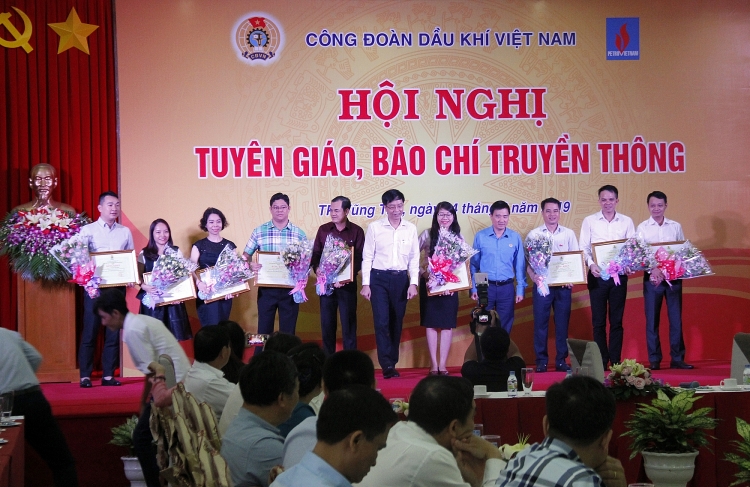 cong doan dau khi viet nam to chuc hoi nghi tuyen giao truyen thong 2019