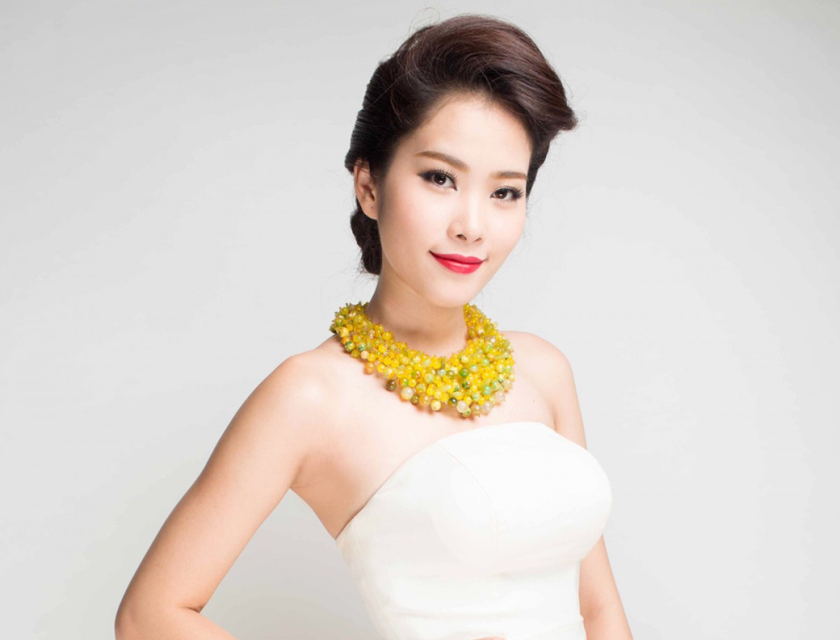 Hoa khôi Nam Em thi Hoa hậu Toàn cầu 2015