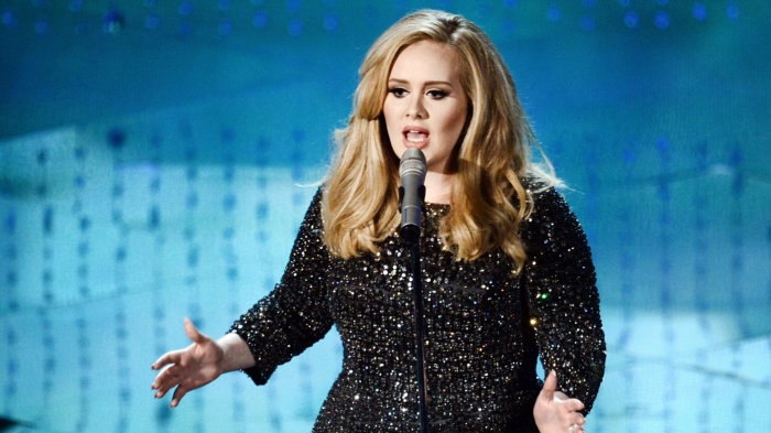 Khán giả Mỹ chào đón Adele