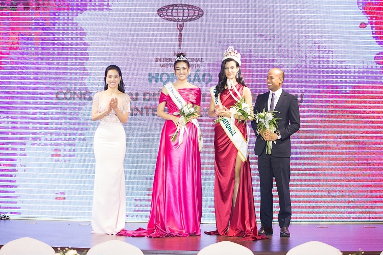 Á hậu Tường San tham dự Miss International 2019