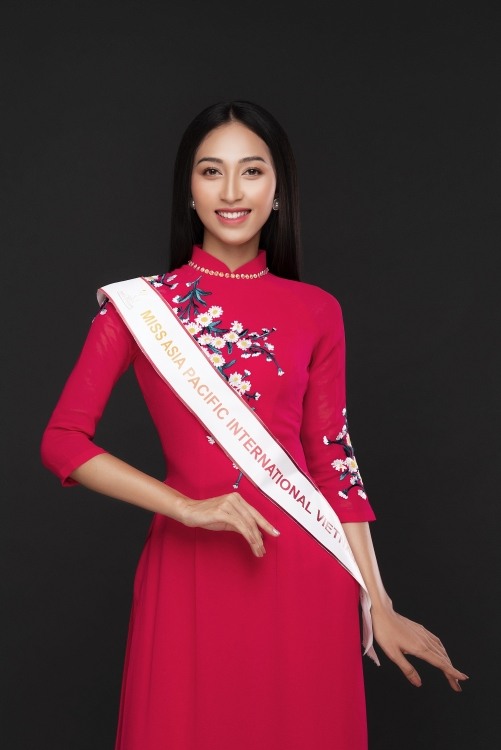 Người đẹp Thu Hiền dự thi Hoa hậu Châu Á Thái Bình Dương