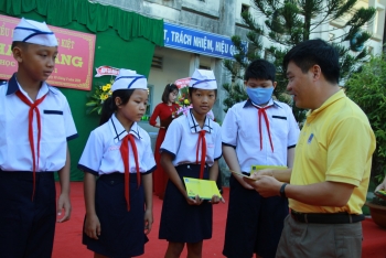 Học bổng Đạm Cà Mau: 8 năm hành trình vun đắp những mầm xanh