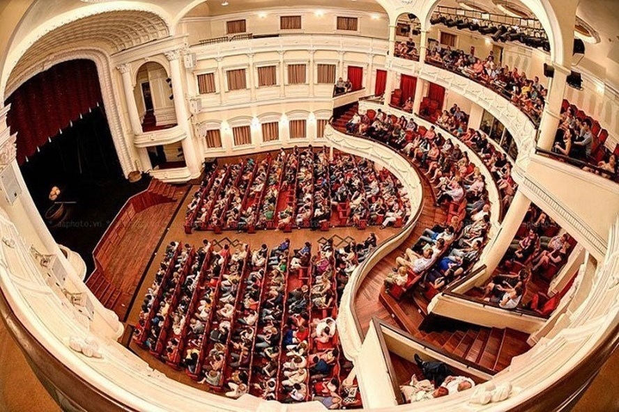 Nhà hát 1.500 tỉ đồng ở TP Hồ Chí Minh: Chưa hợp thời?!