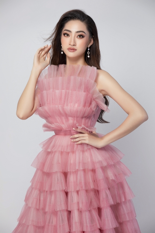 Hoa hậu Lương Thùy Linh tạo ấn tượng trong phần thi tài năng Miss World