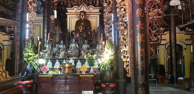Độc đáo ngôi chùa cổ 300 năm giữa lòng Sài Gòn