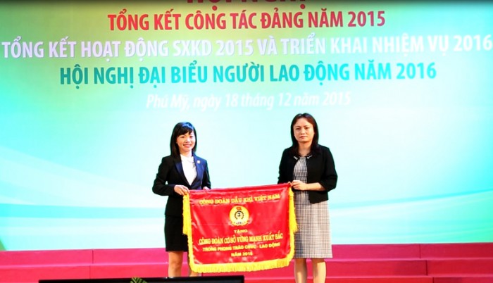 pvfcco dat ket qua cao trong hoat dong sxkd nam 2015