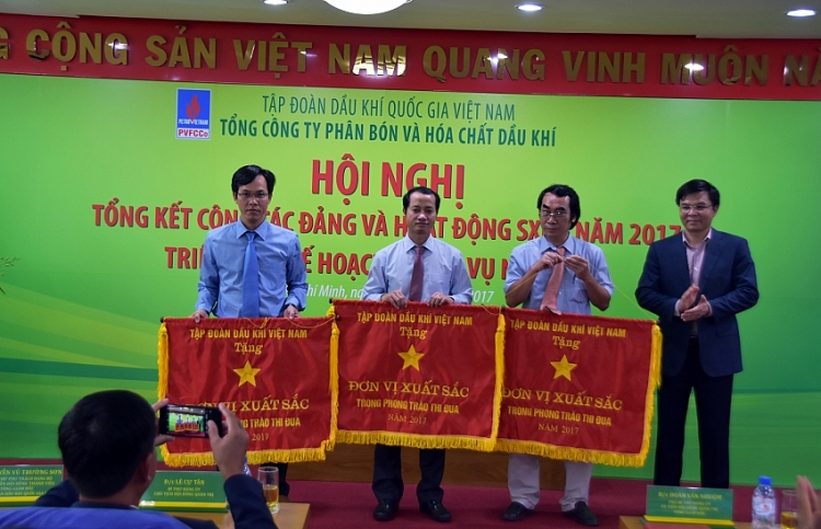 pvfcco dat nhieu ket qua kha quan trong nam 2017