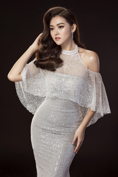 Á hậu Tường San bất ngờ “ẵm” thành tích mới hậu Miss International 2019