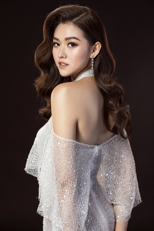 Á hậu Tường San bất ngờ “ẵm” thành tích mới hậu Miss International 2019