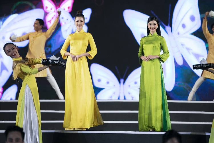 Các nàng hậu Lương Thuỳ Linh, Đỗ Mỹ Linh, Kiều Loan tích cực chạy show cuối năm
