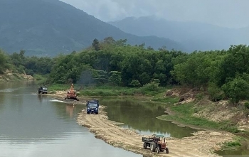 Khánh Hòa: Kiểm tra, rà soát, đánh giá đối với các khu vực khoáng sản đã được cấp phép