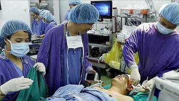 Lần đầu tiên Việt Nam mổ não thức tỉnh cho bệnh nhân