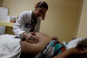 “Bà bầu” cần làm gì để không bị lây nhiễm virus Zika?