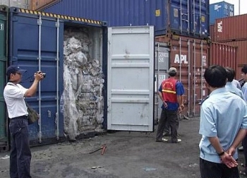 Bộ Tài chính đề nghị trục xuất phế liệu nguy hại ra khỏi Việt Nam