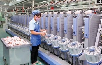 Xuất khẩu xơ sợi giảm mạnh nhất trong ngành hàng dệt may vì Covid-19