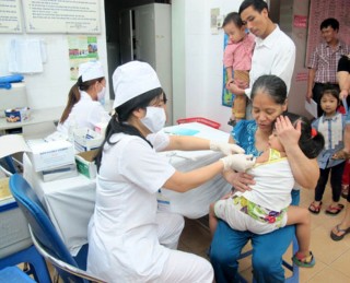 Tiêm vắc xin bị tai biến sẽ được bồi thường