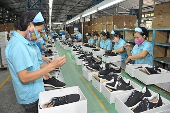 Bộ Tài chính đề xuất tăng thuế nhập khẩu một số loại giày dép lên 30%