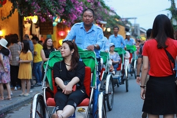Gần 13 triệu lượt khách quốc tế đã đến du lịch Việt Nam