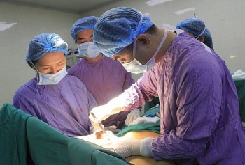Tái tạo bầu ngực bị cắt bỏ cho nữ bệnh nhân ung thư