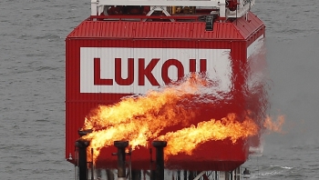 Lukoil mua nhiều tài sản dầu khí ở nước ngoài