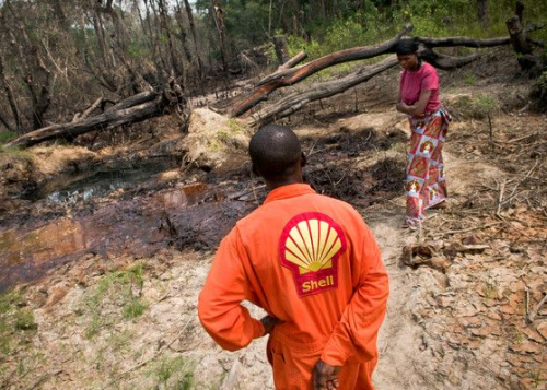 Royal Dutch Shell bị loại khỏi mỏ dầu đang khai thác ở Nigeria
