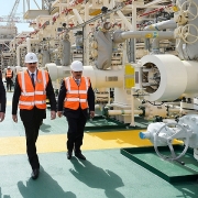 Lukoil mua lại cổ phần của Petronas trong dự án Shah Deniz ngoài khơi Azerbaijan